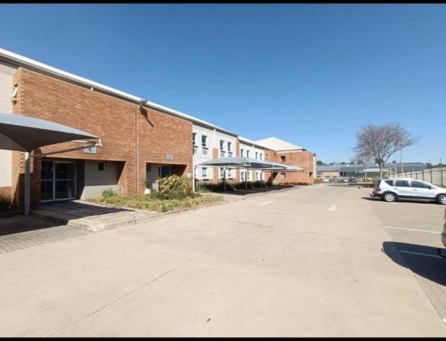 INDUSTRIAL PROPERTY TO RENT IN STORMILL
